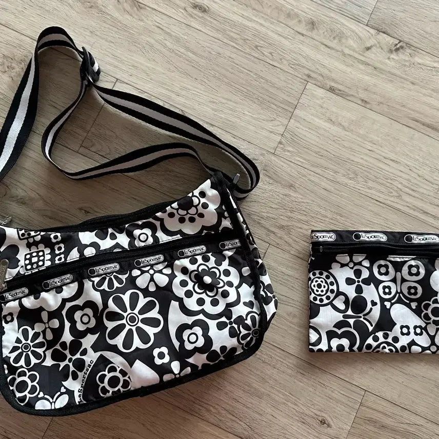 [BUNJANG] Lesportsac Shoulder Bag and Pouch Set / 레스포색 숄더백 파우치 세트