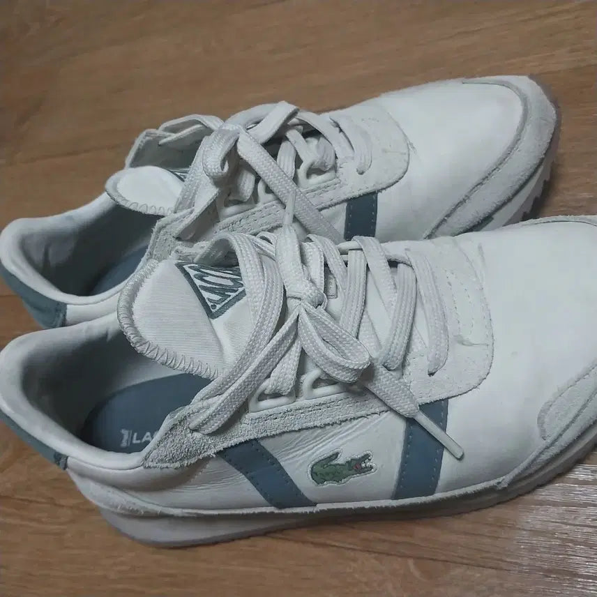 [BUNJANG] Lacoste Women's Sneakers / 라코스테 여성 신발 240팝니다