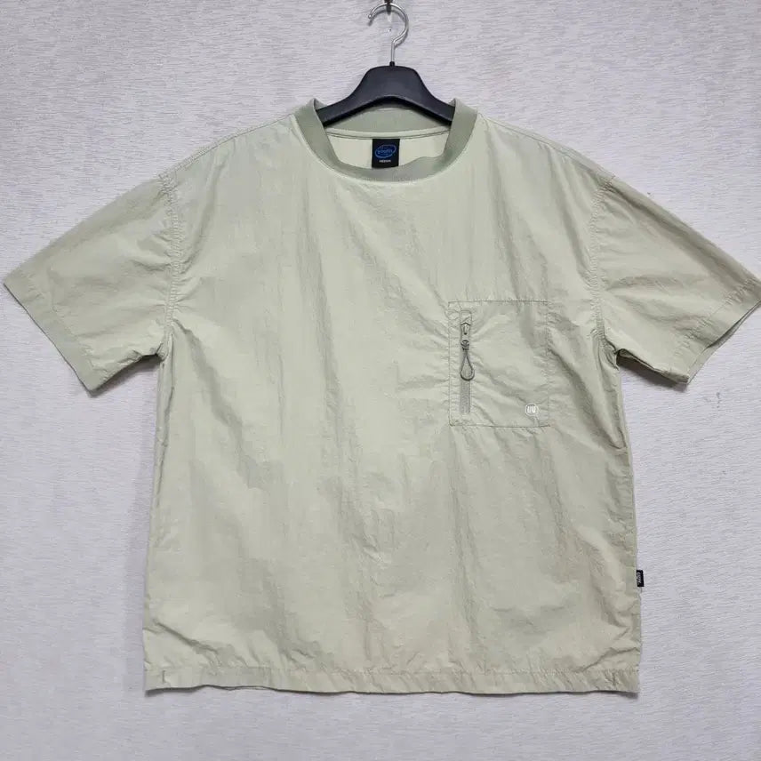 [BUNJANG] Underuse Nylon T-Shirt Beige Size M / 언더유스 나일론 티셔츠 남자100사이즈ㅡ0430