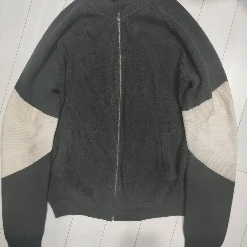 [BUNJANG] Time Knit Zip-up 100 / 타임 니트 집업 100