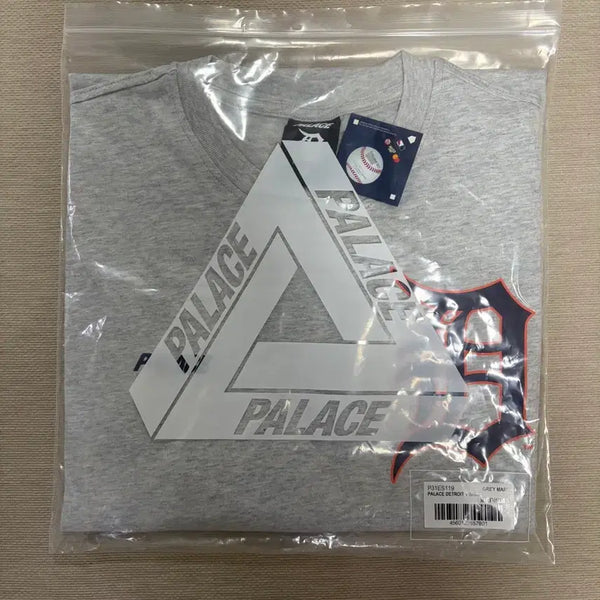 [BUNJANG] Palace Detroit Tigers T-Shirt Grey 26ss / [M]팔라스 디트로이트 타이거즈 티셔츠 그레이 26ss