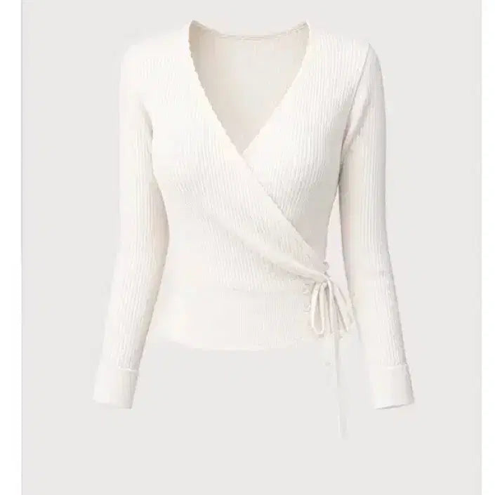 [BUNJANG] Kinda Me Lab Knit Cardigan Ivory / 카인다미 랩 니트 가디건 아이보리