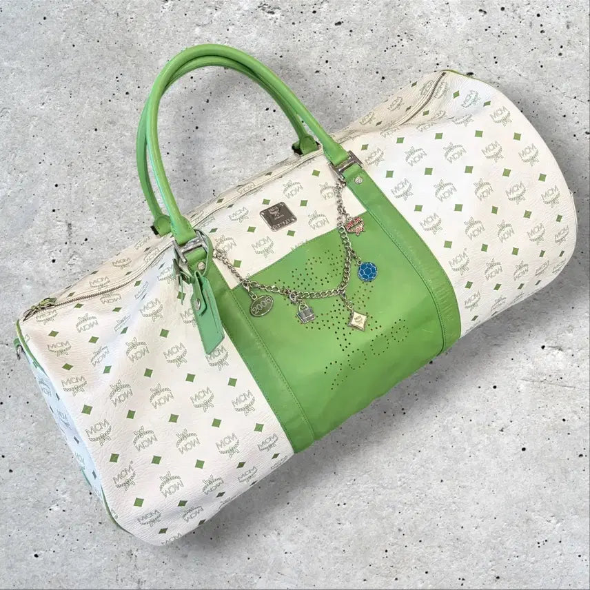 [BUNJANG] MCM 2006 Monogram Charm Boston Bag White Green / MCM 엠씨엠 2006 모노그램 화이트 그린 참 보스턴백