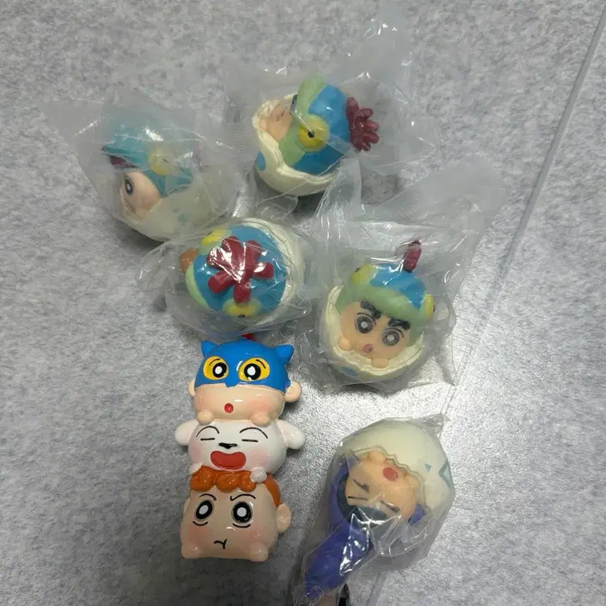 [BUNJANG] Crayon Shin-chan Character Figures Set (6 Pieces) / 캐릭터 피규어 6개 세트 짱구