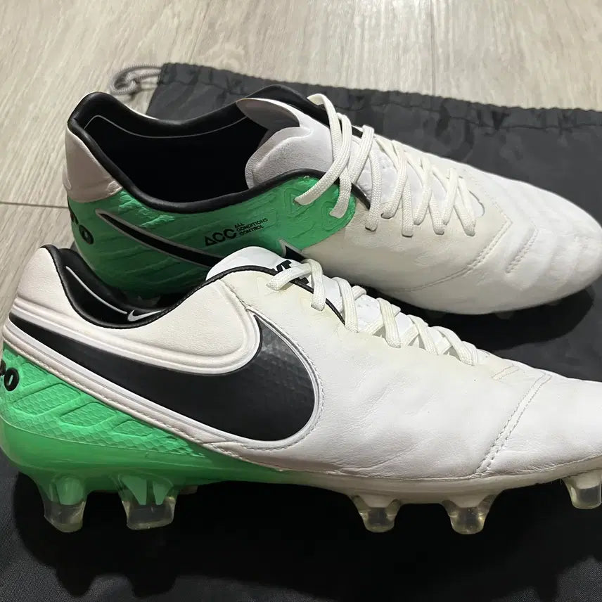 [BUNJANG] Nike Tiempo Legend VI FG Soccer Cleats (260mm) / (보스니아산) 나이키 티엠포 레전드VI FG [260] 축구화