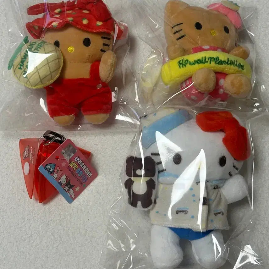 [BUNJANG] Hello Kitty Tanning Kitty 2 Types + Pajama Kitty + Clear Pouch Keychain Set / [새상품] 헬로키티 태닝키티2종+잠옷키티+투명파우치키링