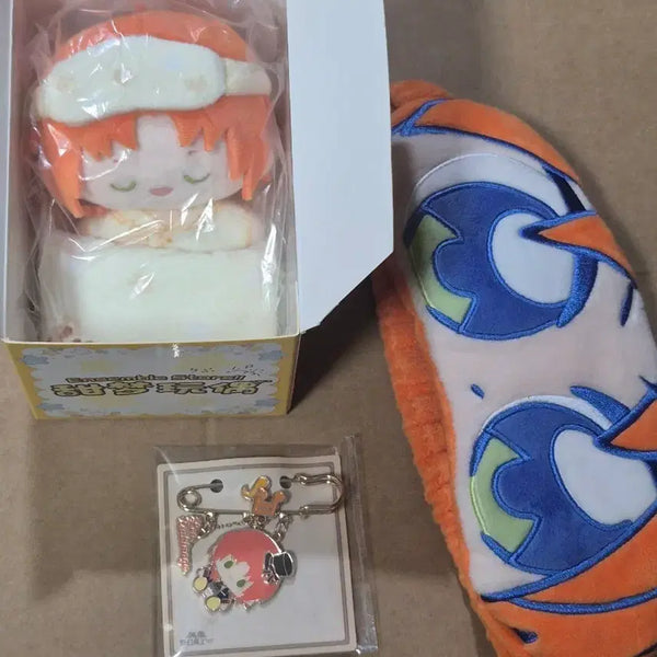 [BUNJANG] Ensemble Stars Tsuknaga Leo Sleepytime Plushie & Badge Bundle / 앙스타 츠키나가 레오 부쿠부 안대 꿀잠누이 뱃지 일괄판매