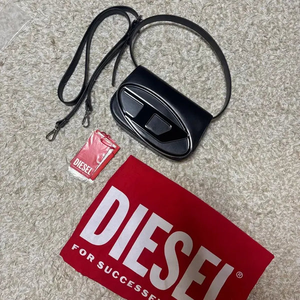 [BUNJANG] Diesel 1DR Shoulder Bag Nappa Leather Black / 디젤 1DR 숄더백 인 나파 레더 블랙