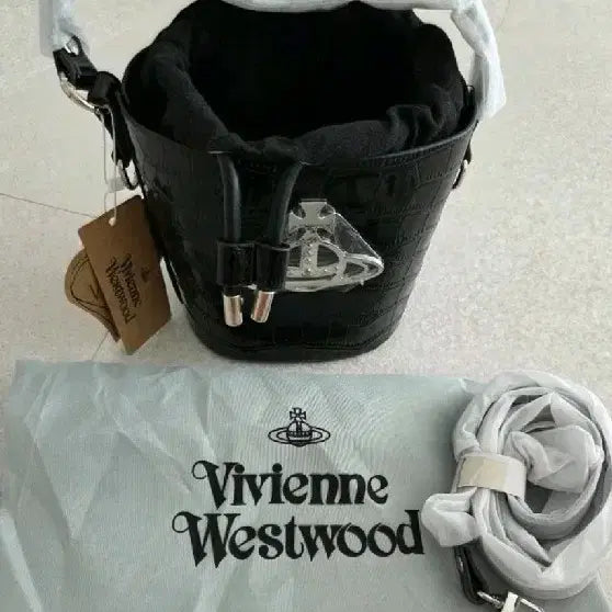 [BUNJANG] Vivienne Bucket Bag Black / 비비안 버킷백 블랙