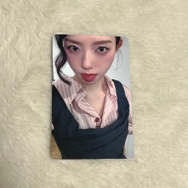 [BUNJANG] I.O.I 'Jump Up' Sohye Photocard (POB) / 아이오아이 미공포 점프업 소혜 포카