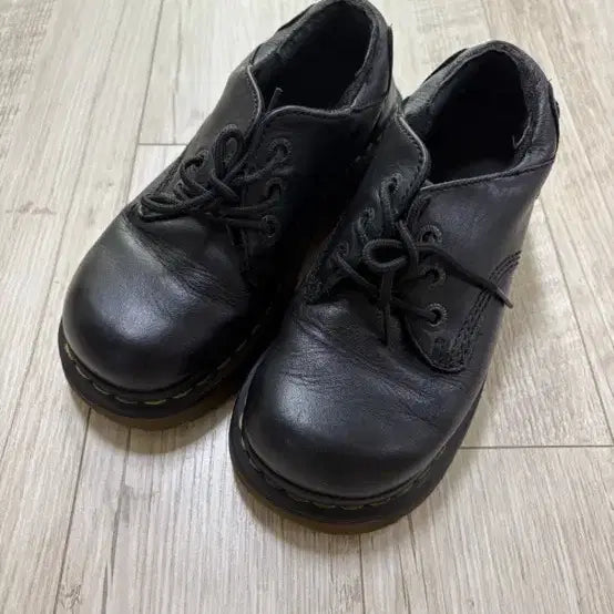 [BUNJANG] Dr. Martens Chandra Black Boots UK 3 / 닥터마틴 찬다 블랙 220