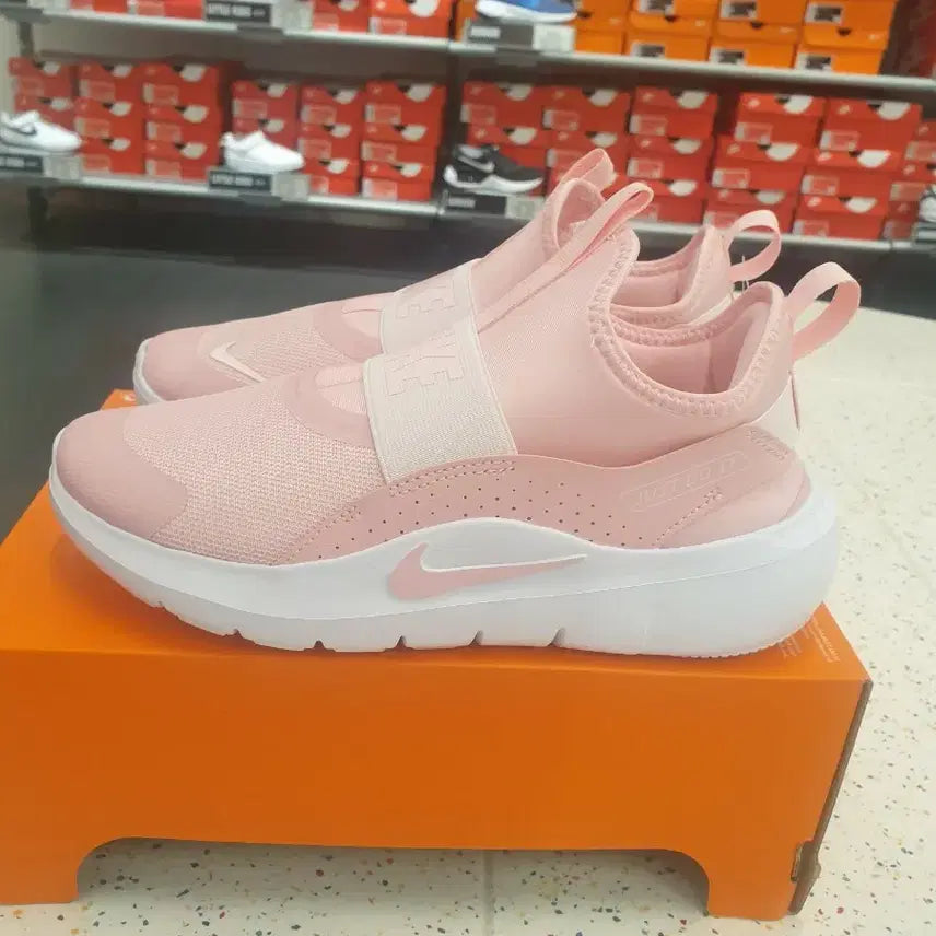 [BUNJANG] Nike Flex Runner 4 (GS) Running Shoes / 나이키 러닝화 (GS)