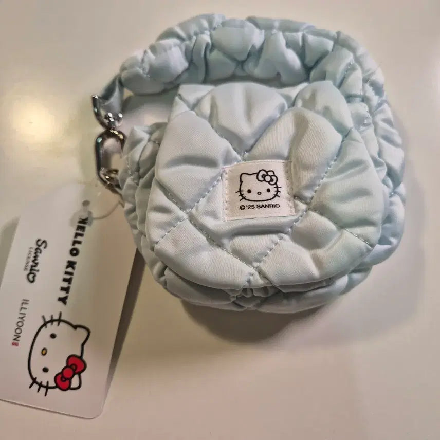 [BUNJANG] Illiyoon Kitty Quilting Pouch / 일리윤 키티 퀼팅 파우치 새상품 미사용