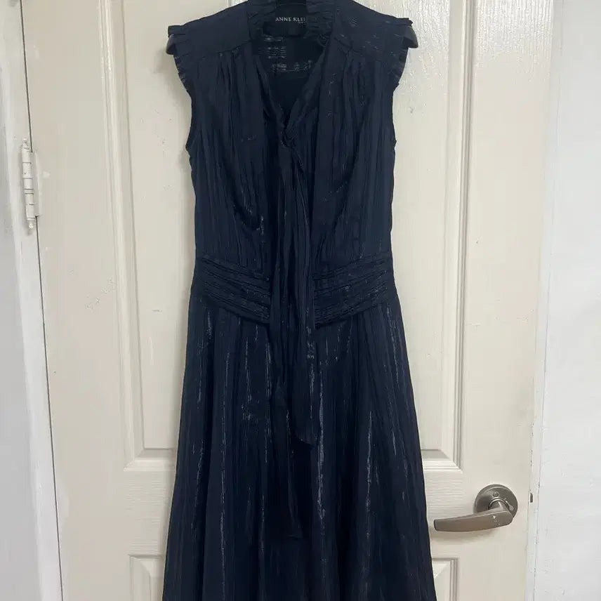 [BUNJANG] Anne Klein Sleeveless Pleated Tie Dress / Anne Klein 앤클라인 민소매 플리츠 타이 원피스