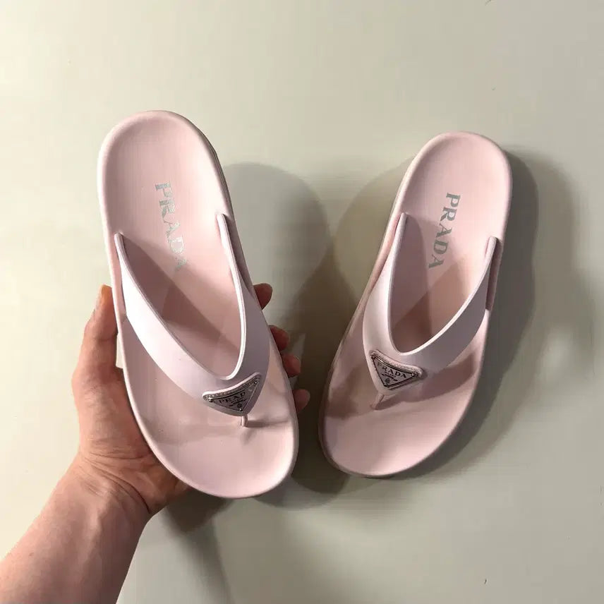 [BUNJANG] Prada Rubber Pool Sandals/Slippers / [35/당일출고]프라다 러버 통 샌들 / 슬리퍼