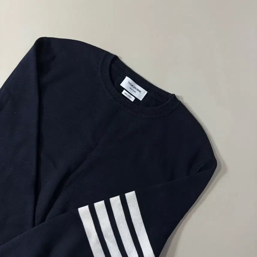 [BUNJANG] Thom Browne Milano Stitch Gold Button Knitwear Size 4 / [4/당일출고]톰브라운 밀라노스티치 금장 니트