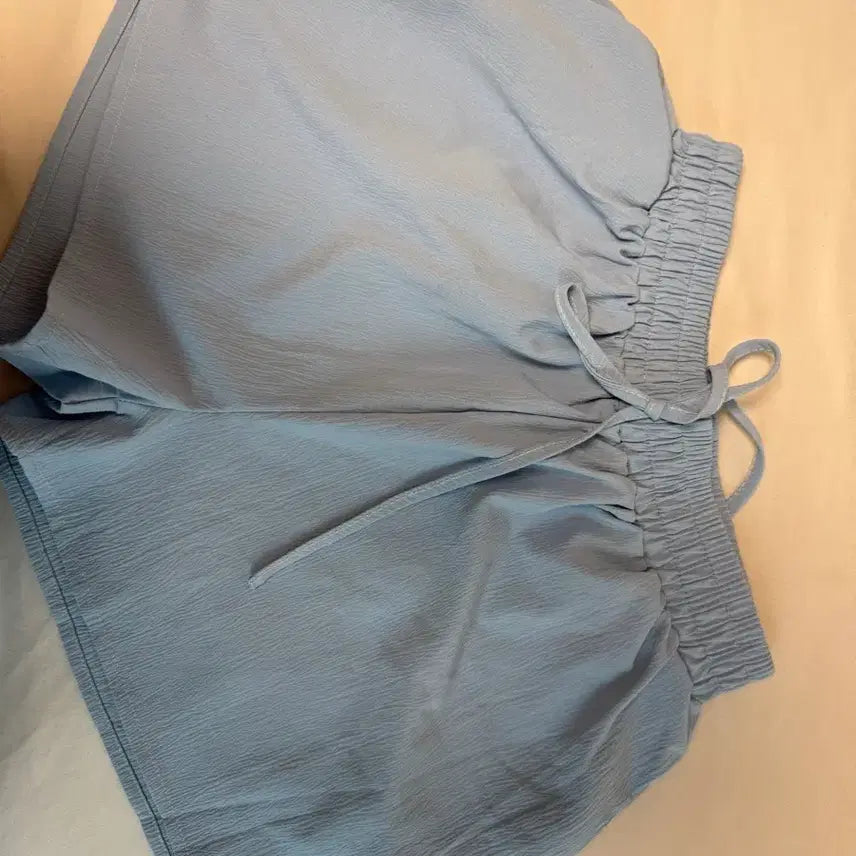 [BUNJANG] Sky Blue Banding Shorts / 하늘색 밴딩 반바지