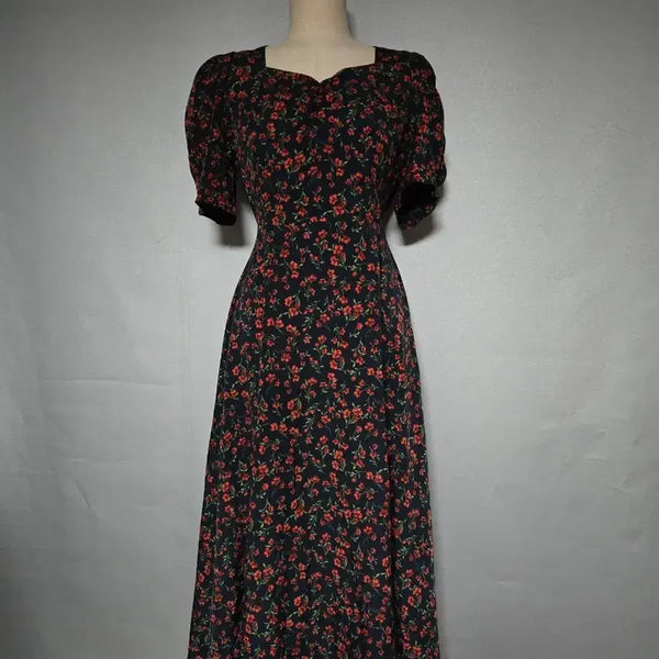 [BUNJANG] Heart Neck Floral Long Dress / 하트넥 플라워 롱원피스