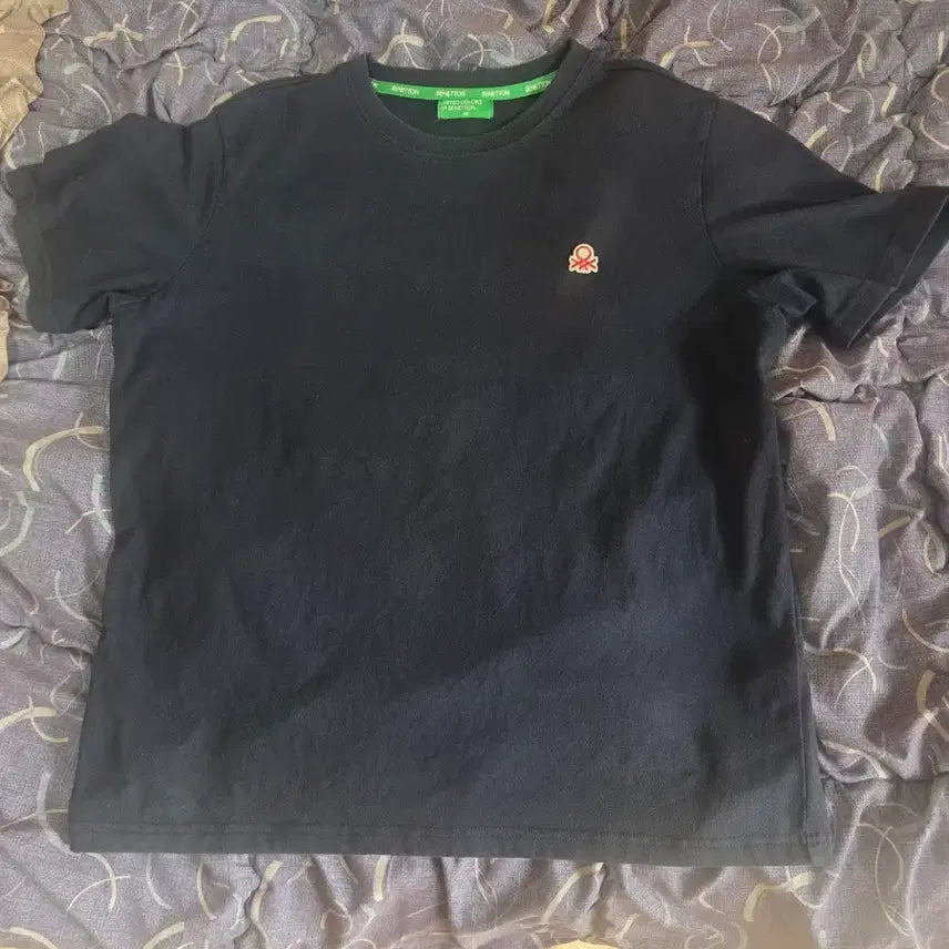 [BUNJANG] Benetton Short Sleeve T-Shirt Green Black / 베네통 반팔티 초록색 검정색