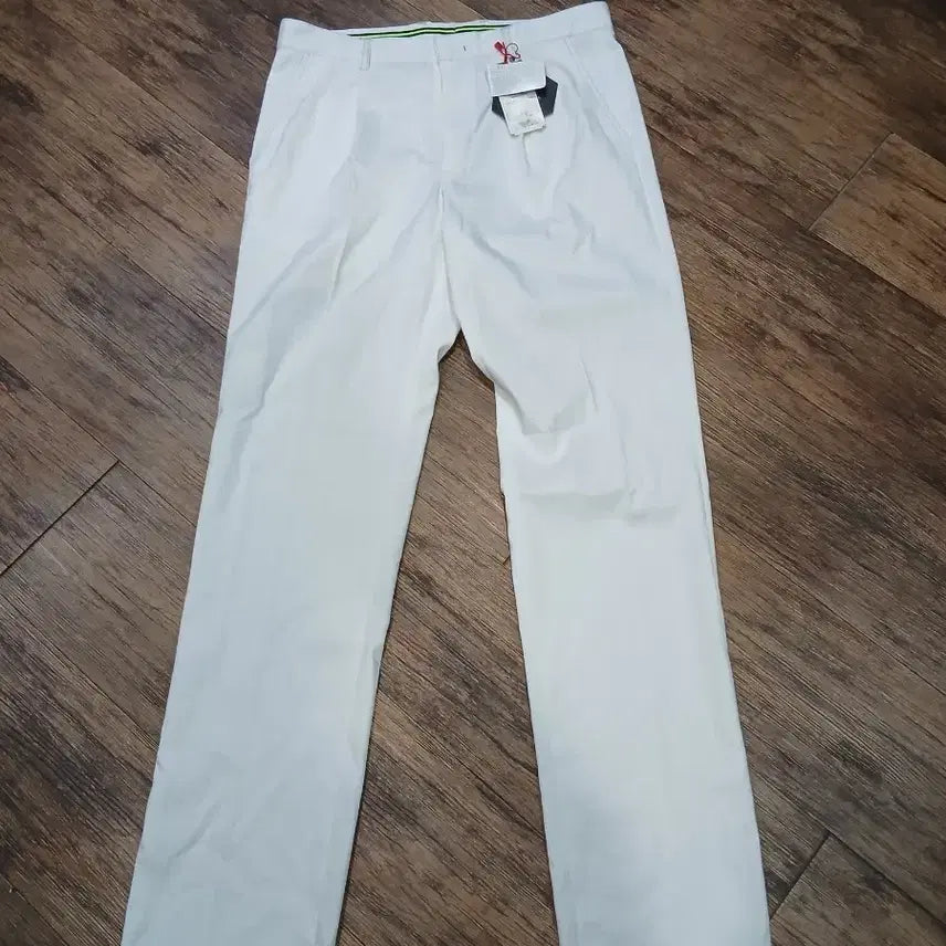 [BUNJANG] Roberta di Camerino White Golf Pants Size 84 / 로베르타 디 까메리노 화이트 골프바지 84