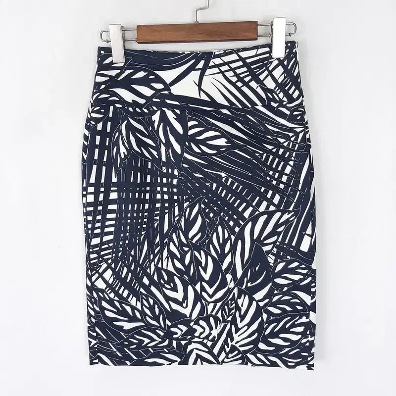 [BUNJANG] Club Monaco Printed Midi Skirt / 클럽모나코  프린팅 미디스커트 2XS