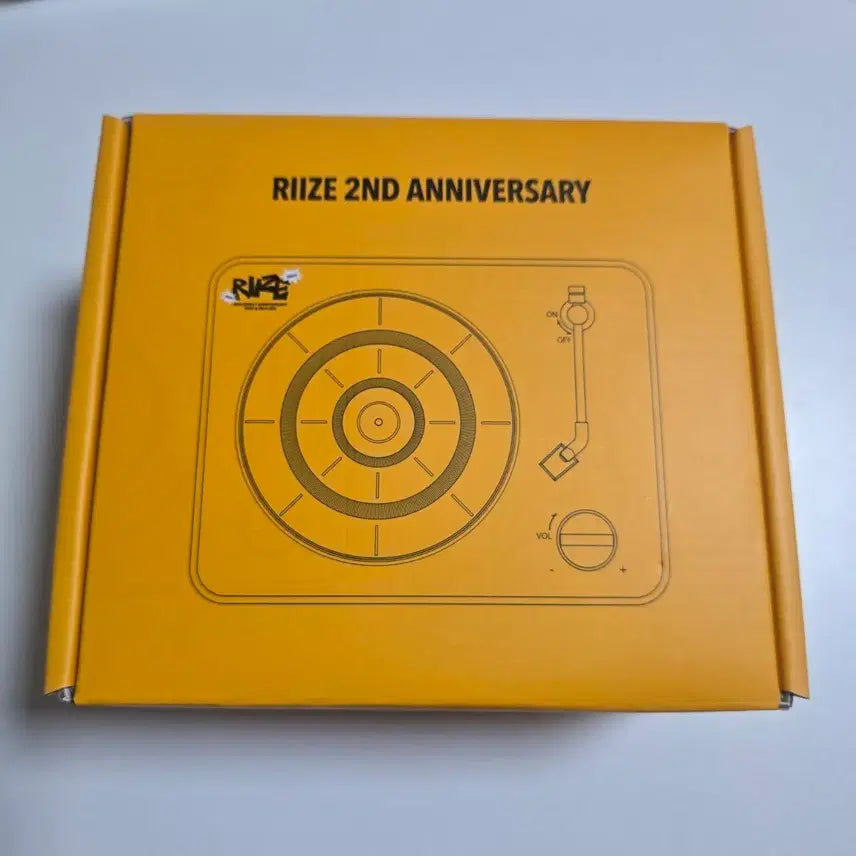 [BUNJANG] RIIZE 2nd Anniversary Bluetooth Speaker (Excluding Photocard) / 라이즈 RIIZE 2주년 엠디 블루투스 스피커 양도 (포카제외)