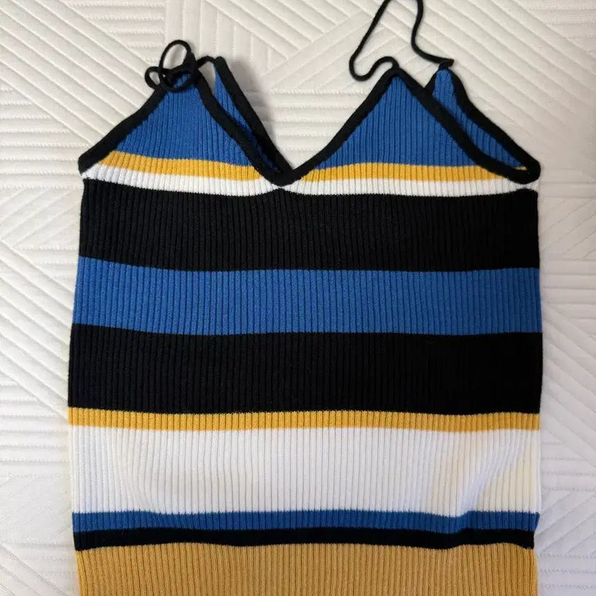 [BUNJANG] Stripe Knit Sleeveless Top / 스트라이프 니트 나시
