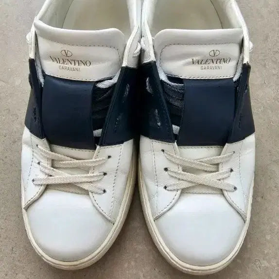 [BUNJANG] Valentino Sneakers White Navy / 발렌티노 스니커즈 화이트 네이비