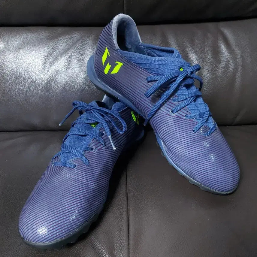 [BUNJANG] Adidas Nemeziz Messi 19.3 TF Futsal Shoes (270mm) / 아디다스 네메시스 메시 19.3 TF 풋살화(270mm)