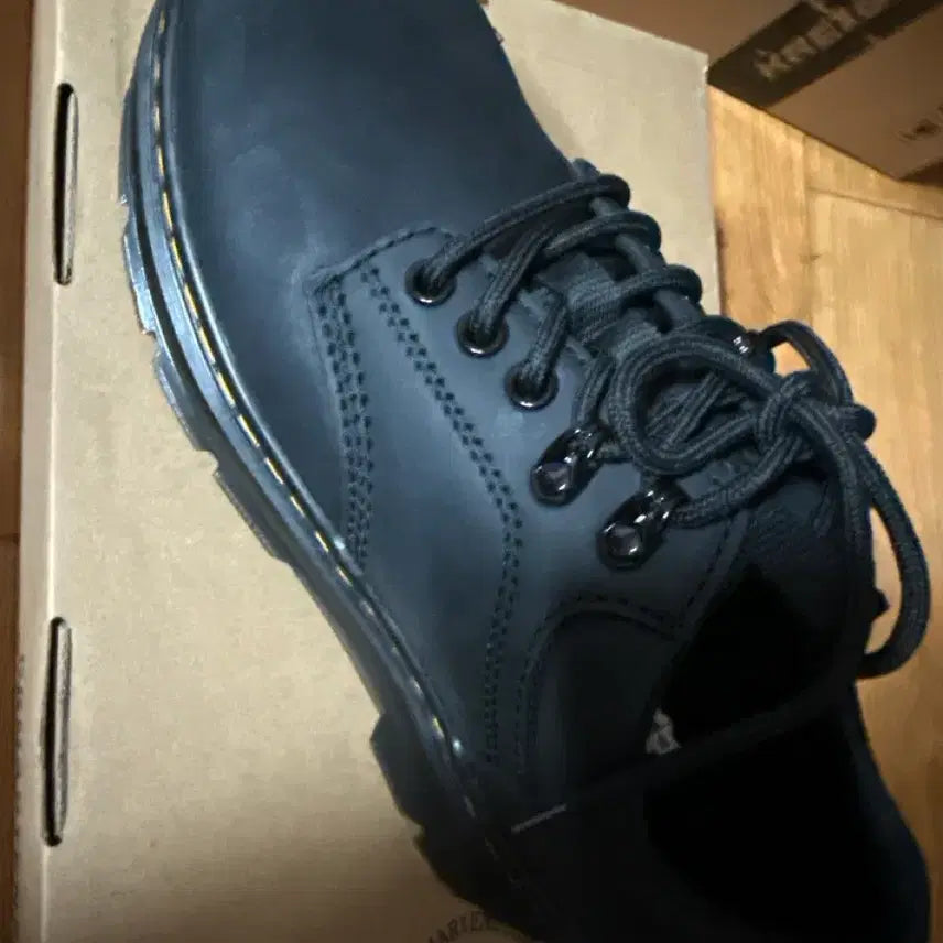 [BUNJANG] Dr. Martens Leeder Boots / 닥터마틴 리더