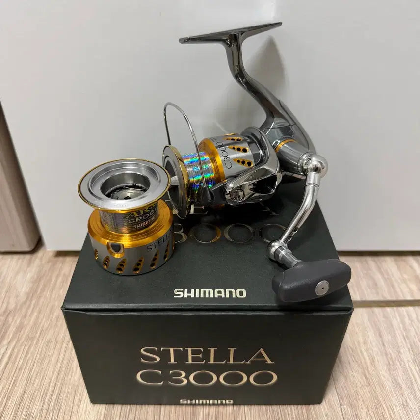 [BUNJANG] Shimano Stella C3000 Reel with Extra Spool / 시마노 스텔라 C3000 릴