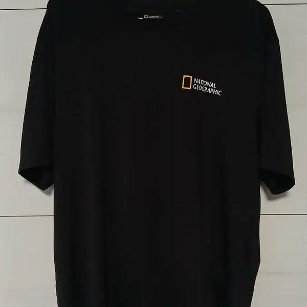 [BUNJANG] National Geographic Black T-Shirt Size L / 내셔널지오그래픽 반팔티 블랙 L사이즈