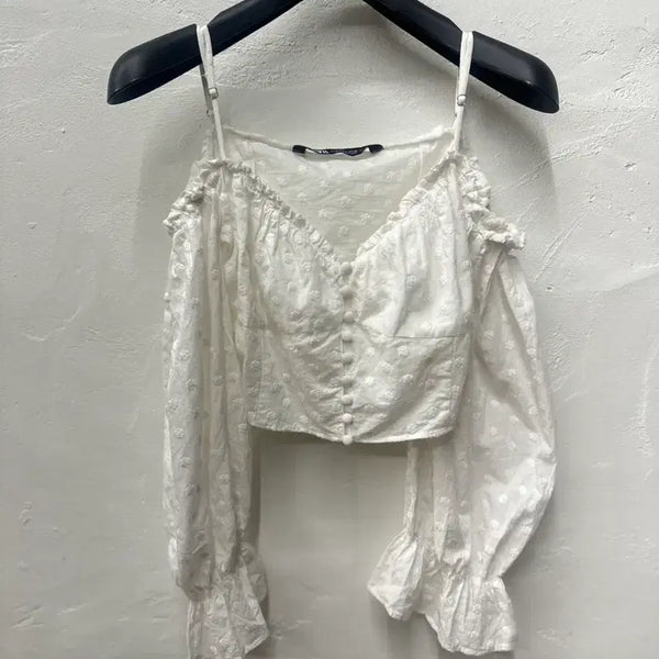 [BUNJANG] Zara Women's Off-Shoulder Cropped Short-Sleeve Shirt Ivory S / 상태좋음) 자라 여 셔츠 아이보리/크롭/오픈숄더/반팔 S
