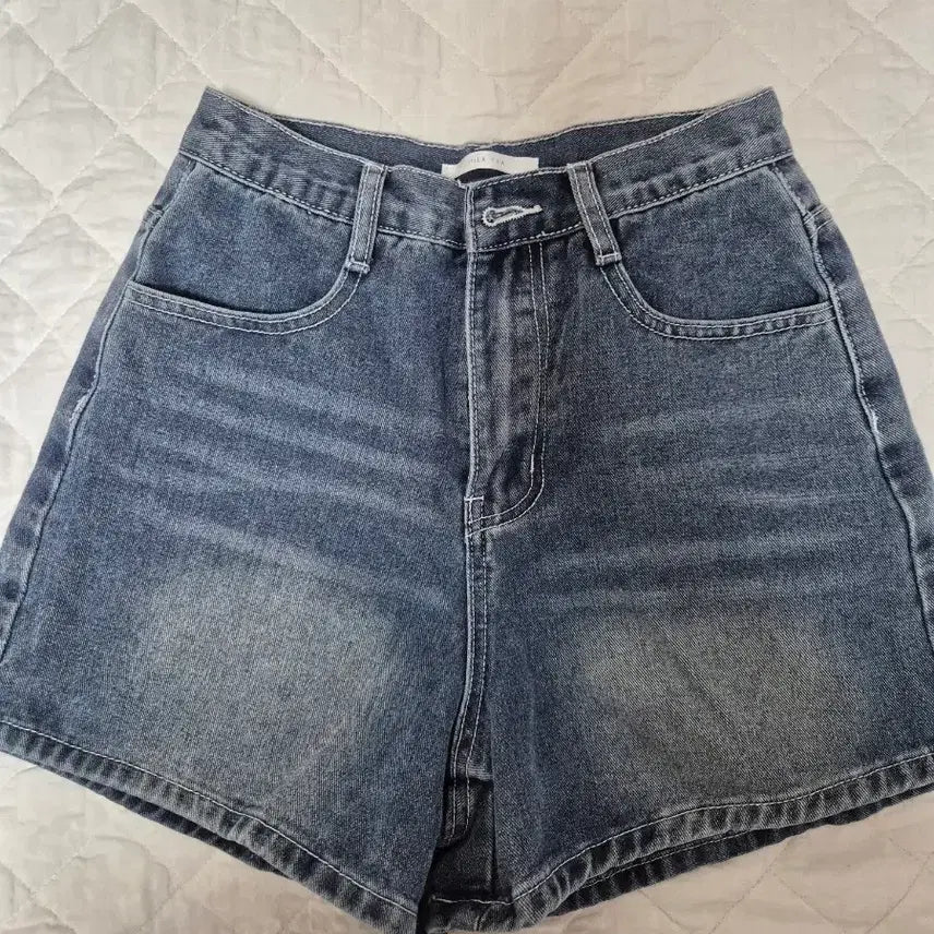 [BUNJANG] Women's Denim Shorts - Dark Wash / 데님 진청 반바지