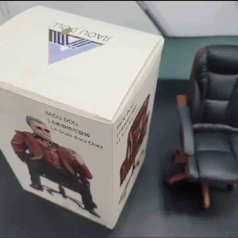 [BUNJANG] JIAOU DOLL 1/6 Scale Boss Chair / JIAOU DOLL에서 나온 1/6 스케일 보스 의자