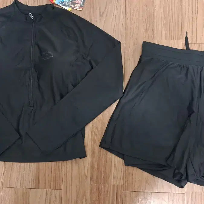 [BUNJANG] Airwalk Surf Women's Rashguard / 여성 래쉬가드