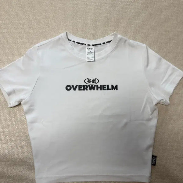 [BUNJANG]  압도 Women's Crop Short Sleeve T-Shirt / [M]압도 우먼스 크롭 반팔