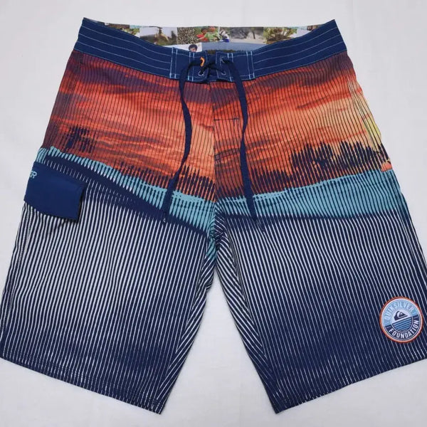 [BUNJANG] Quiksilver Foundation Sunset Stripe Boardshorts Size 32 / 퀵실버 파운데이션 선셋 스트라이프 보드숏 32 거의 새상품