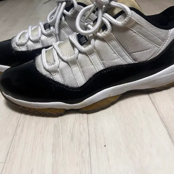 [BUNJANG] Nike Air Jordan 11 Concord Low / 나이키 에어조던 11 콩코드 로우