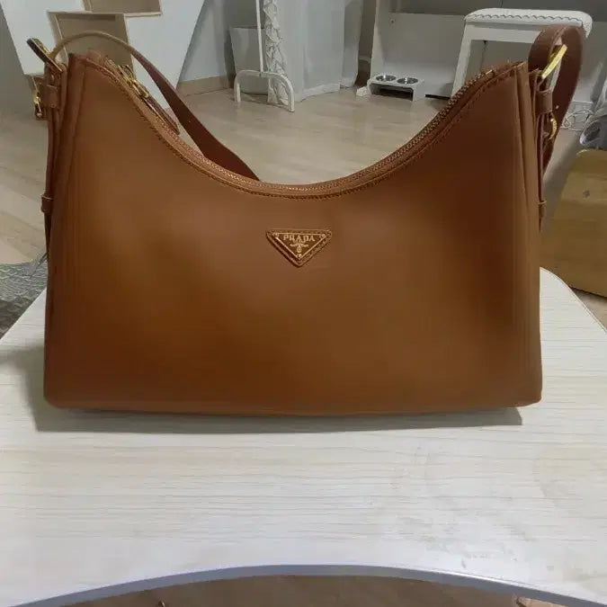 [BUNJANG] Prada Tessuto Hobo Bag Brown / 프라다 테수토 호보백 브라운
