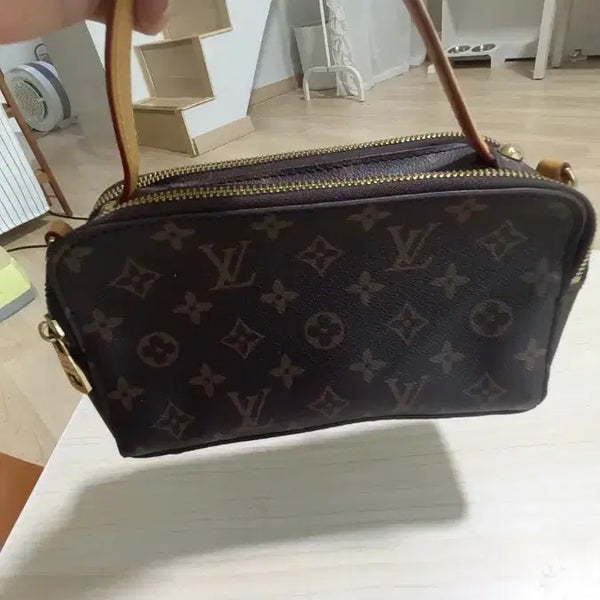 [BUNJANG] Louis Vuitton Monogram Shoulder Bag / 루이비통 모노그램 숄더백