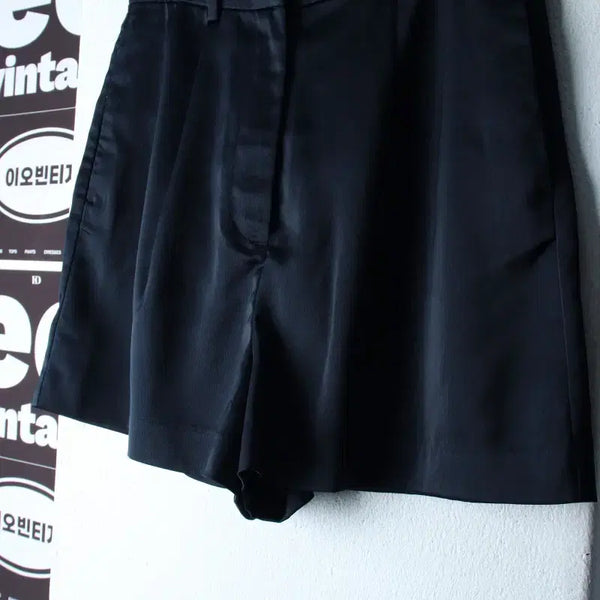 [BUNJANG] H&M Satin Trousers Navy / W(M) 에이치앤엠 반바지 팬츠 원턱 새틴 네이비 놈코어-P10510