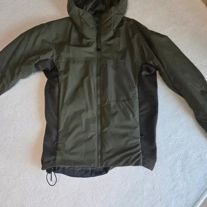 [BUNJANG] Arc'teryx Leaf Atom Hoodie Ranger Green S / 아크테릭스 리프 아톰후디 레인저그린s 팝니다