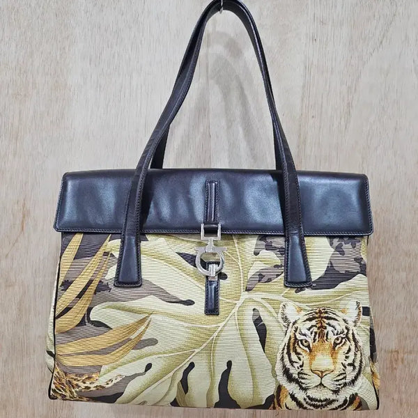 [BUNJANG] Ferragamo Gancini Jungle Tote Bag / 정품 페라가모 간치니 정글 토트백