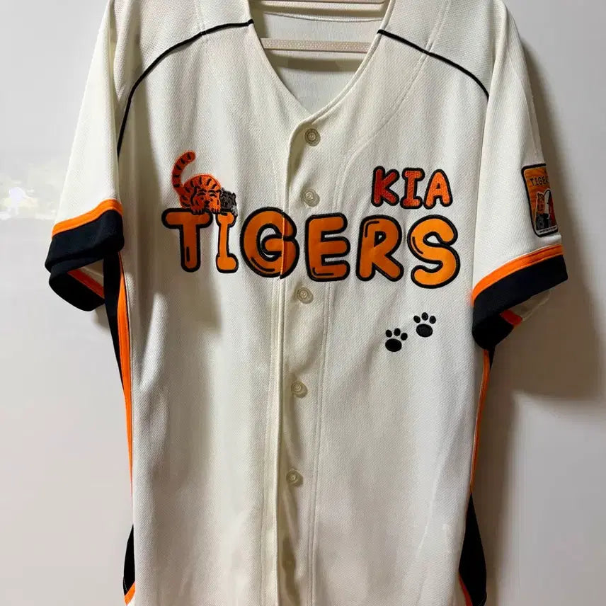 [BUNJANG] Kia Tigers Na Sung-bum Uniform (100 Size) / 기아타이거즈 무직타이거 100사이즈 나성범 유니폼