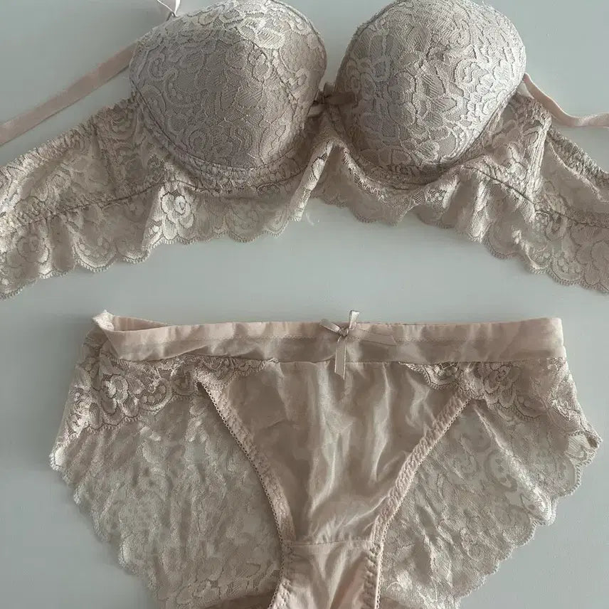 [BUNJANG] Lace Bra and Panty Set / 속옷세트 (팬티,브라)