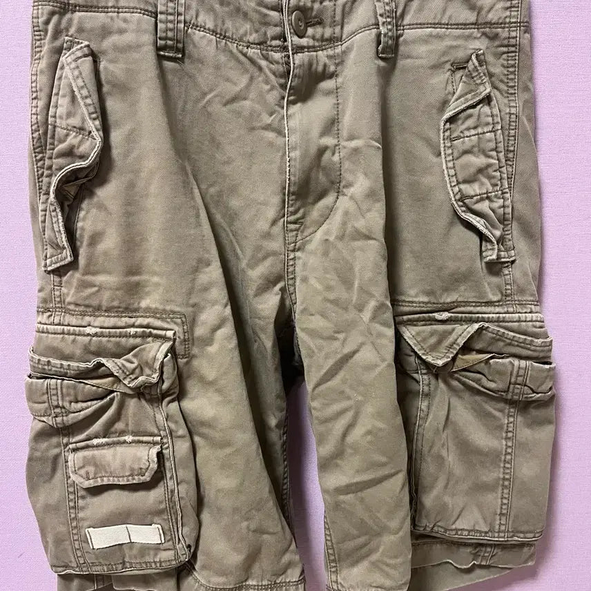 [BUNJANG] Khaki Bermuda Cargo Shorts / 카키색 버뮤다 카고 반바지 남성