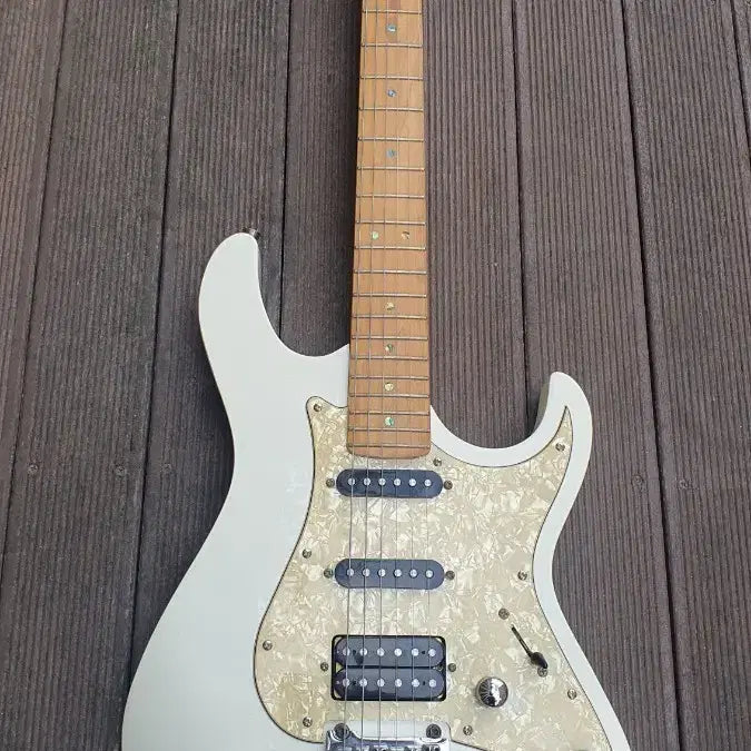 [BUNJANG] Colt G250 Electric Guitar / 콜트 일렉기타 G250 입문용 상태양호 #전국안전택배#