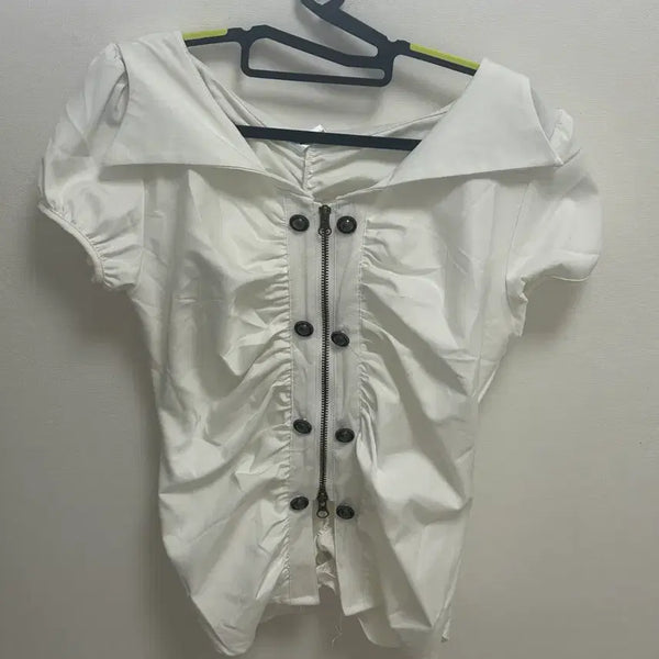[BUNJANG] White Zip-Up Frill Blouse / 화이트 집업 프릴 블라우스