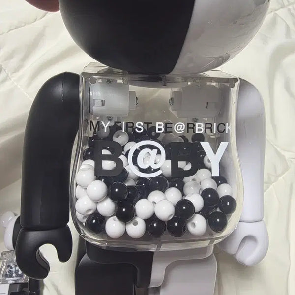 [BUNJANG] Bearbrick My First Baby 400% & 100% Set / 베어브릭 마이퍼스트 베이비 400,100 셋트입니다.
